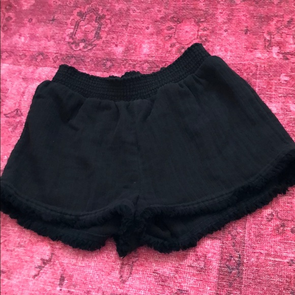 Madewell Pants - Madewell Black ruffle shorts Madewell Pants - Madewell Black ruffle shorts